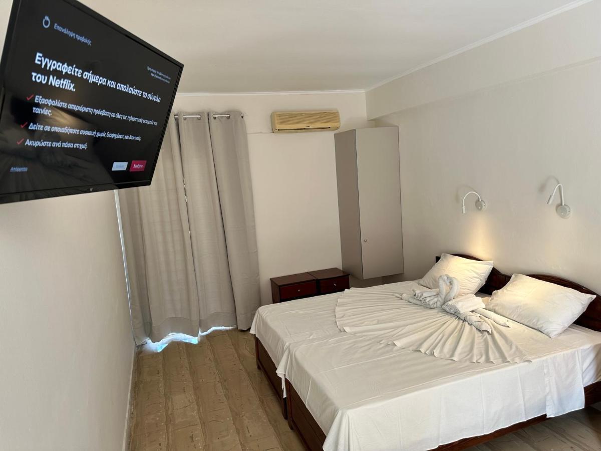 Aggelos Family Hotel モライティカ エクステリア 写真