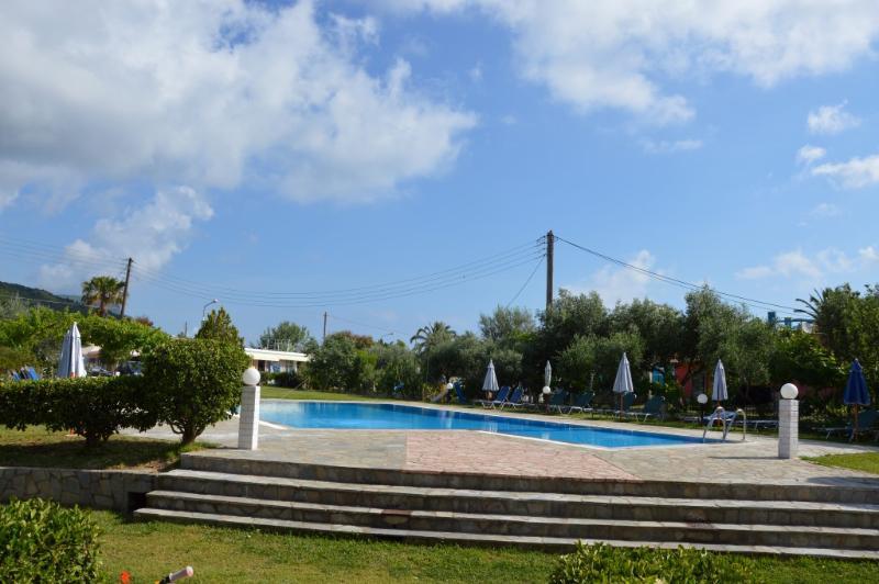 Aggelos Family Hotel モライティカ エクステリア 写真